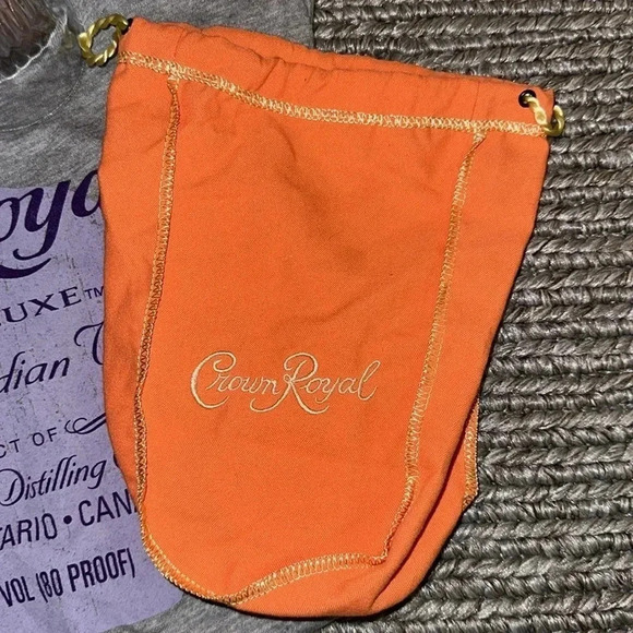 Crown Royal gray short sleeve t-shirt (med), 2 crown bags, 1 glass (4 PC BUNDLE) - Picture 7 of 16